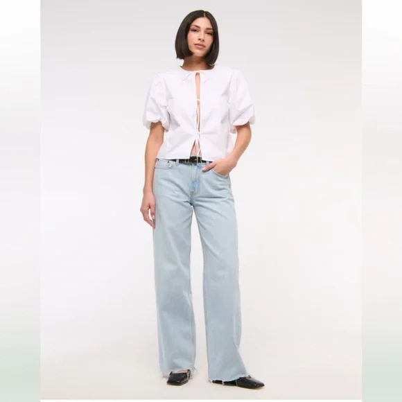 NWT Abercrombie & Fitch Low Rise Ultra Loose Jean size 33L Light Destroy Hem - Picture 3 of 12